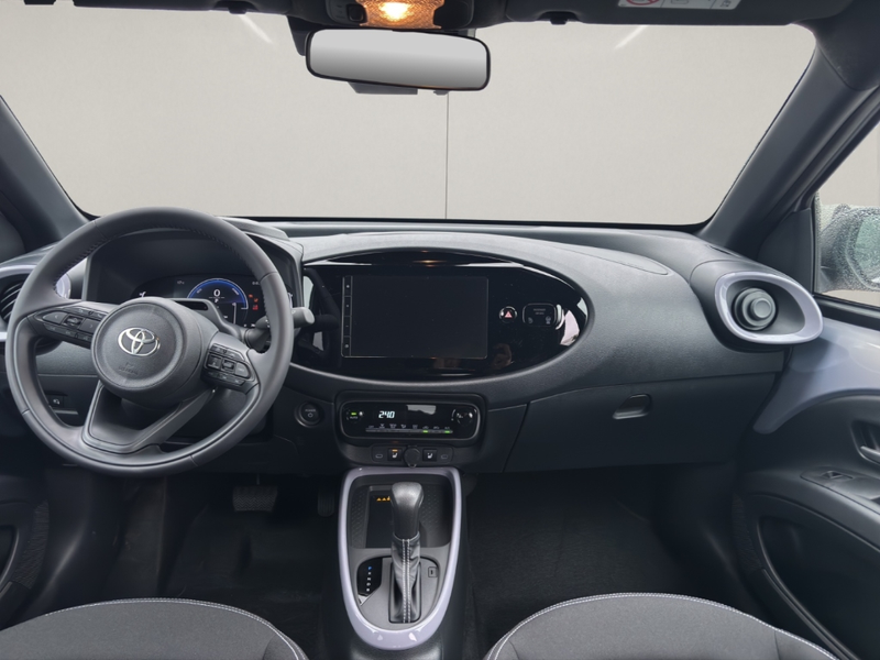 Toyota Aygo X TEAMPLAYER+HYBRID+TEC-PAKET+PDC+SOFORT — photo 13