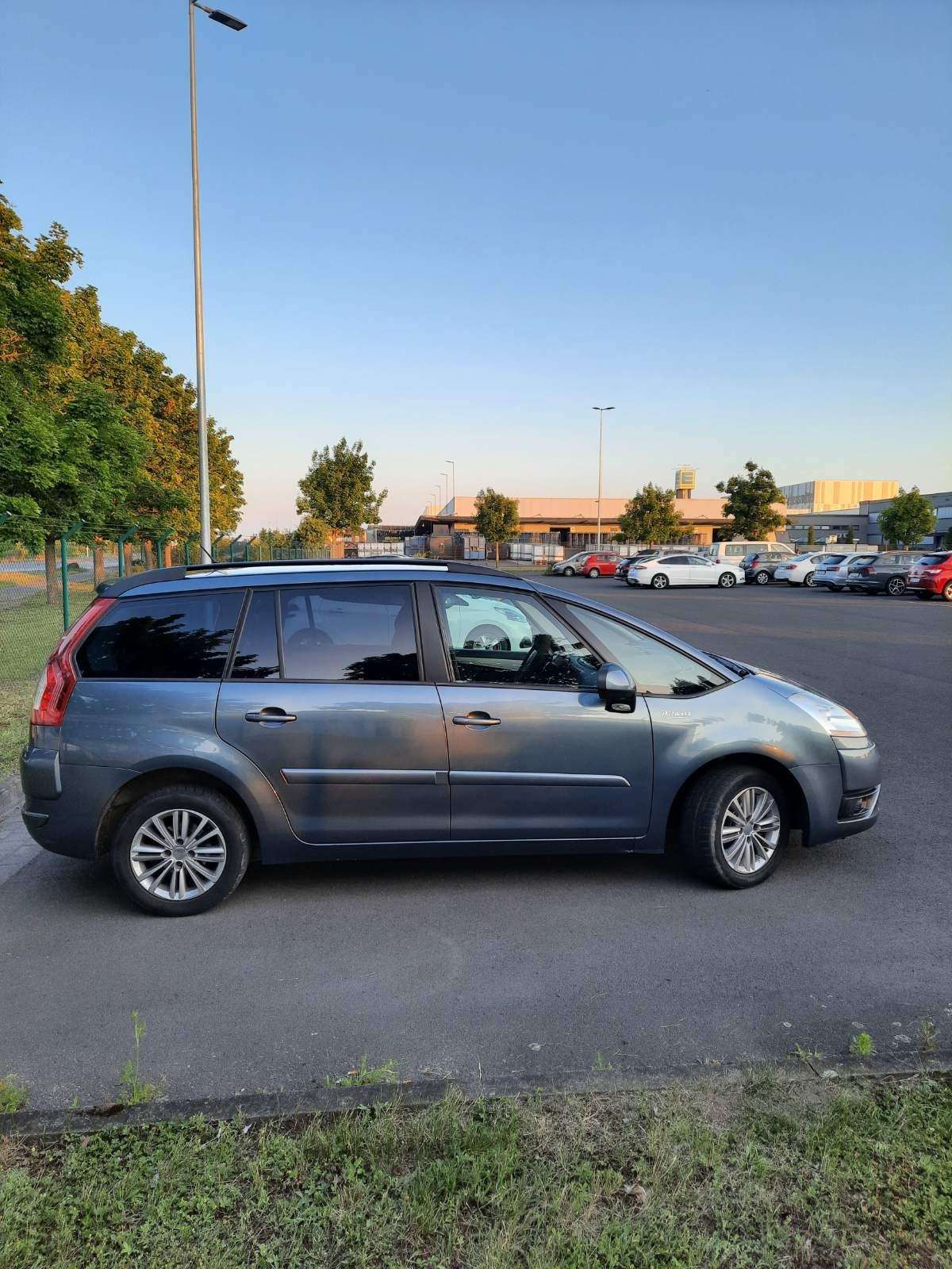 Second hand Citroen C4 Picasso 1.6