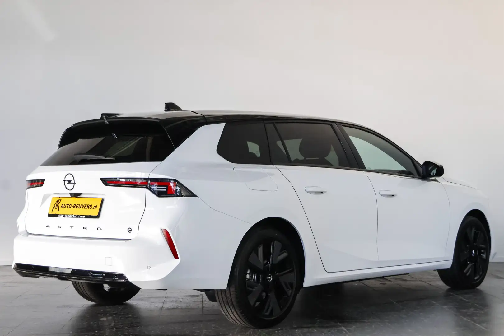 Opel Astra Electric 54 kWh GS / LED / Pilot assist / LED / Ca Wit - 2