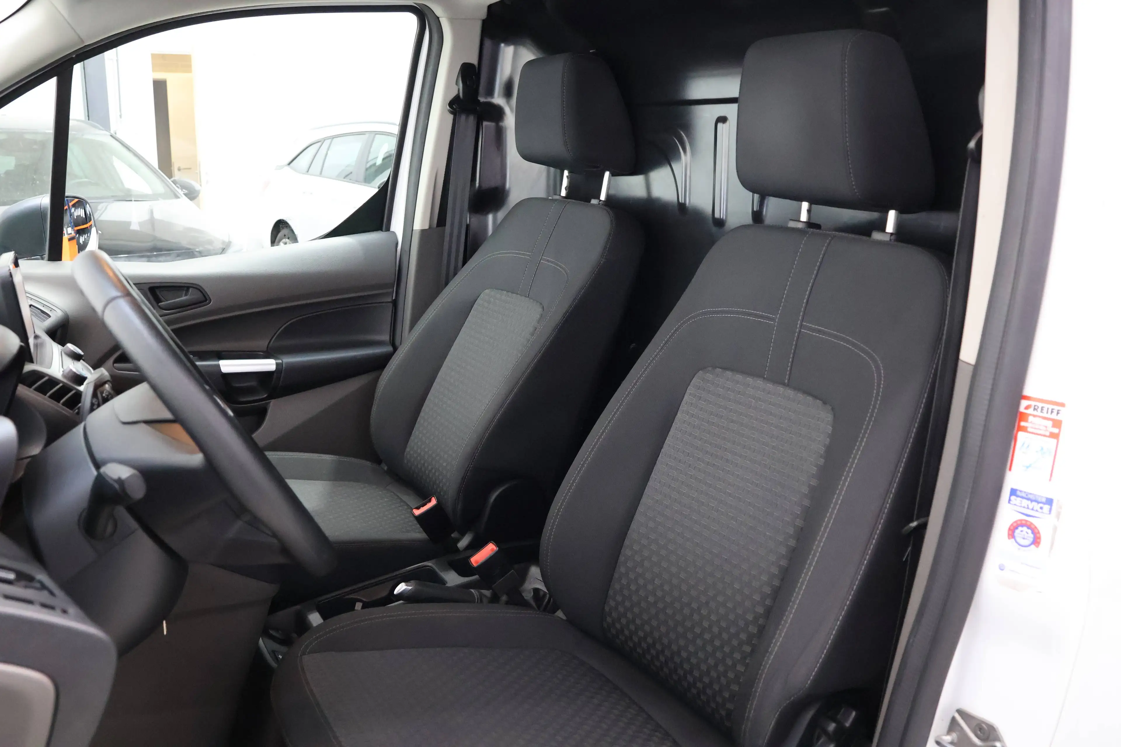 Ford Transit Connect 1.5 Ecoblue Automaat/Trekhaak/Camera — photo 9