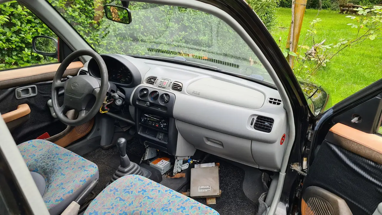 Nissan Micra 1.0, foto 6