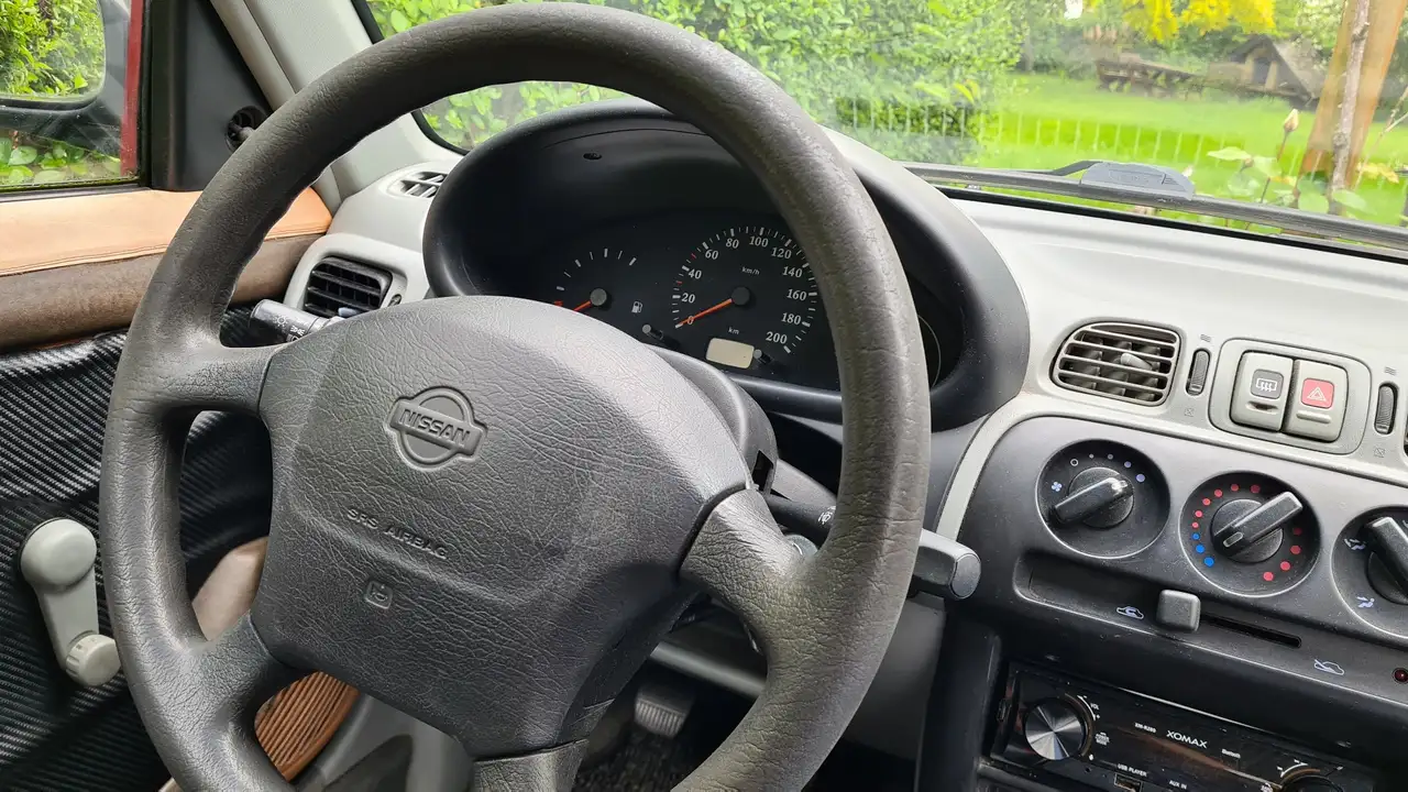 Nissan Micra 1.0, foto 7