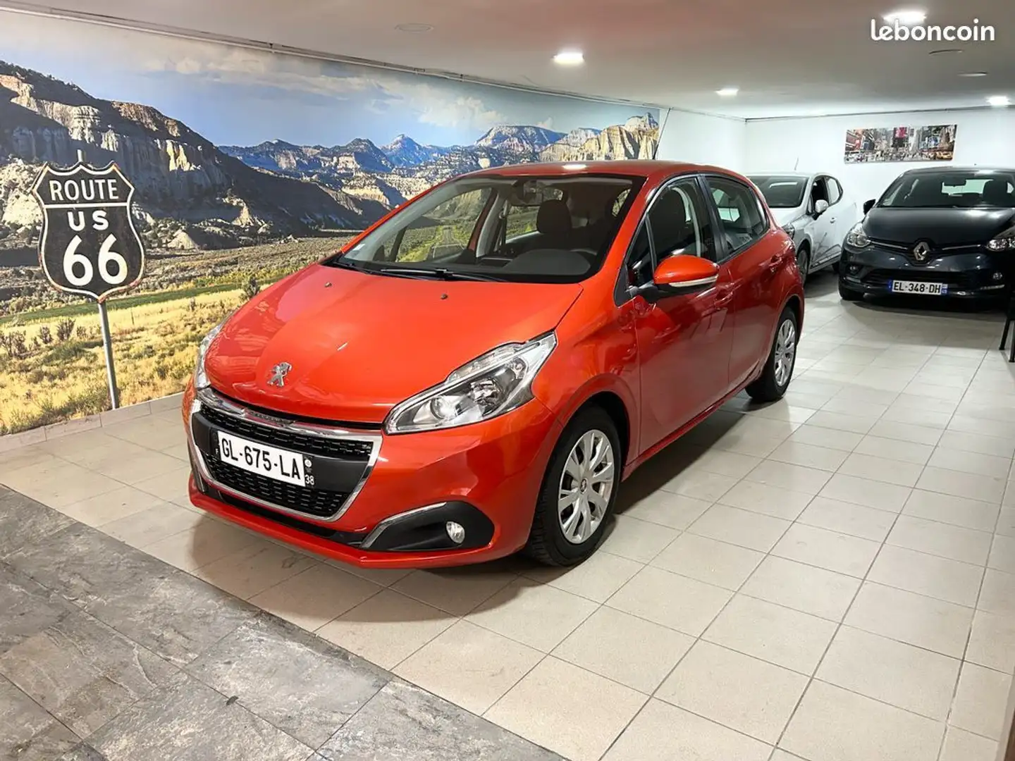 Peugeot 208 1.6 HDi 75ch Oro - 1