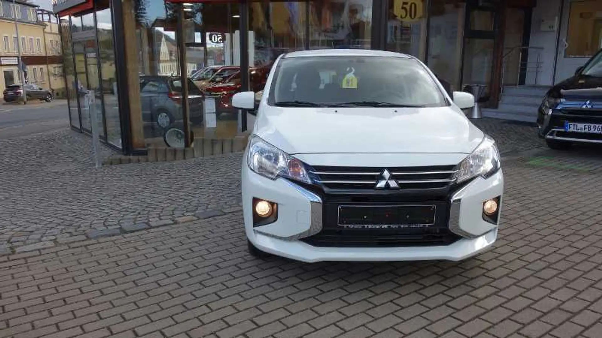 Mitsubishi Space Star Select 1.2 MIVEC Klima,DAB,ZV Weiß - 2