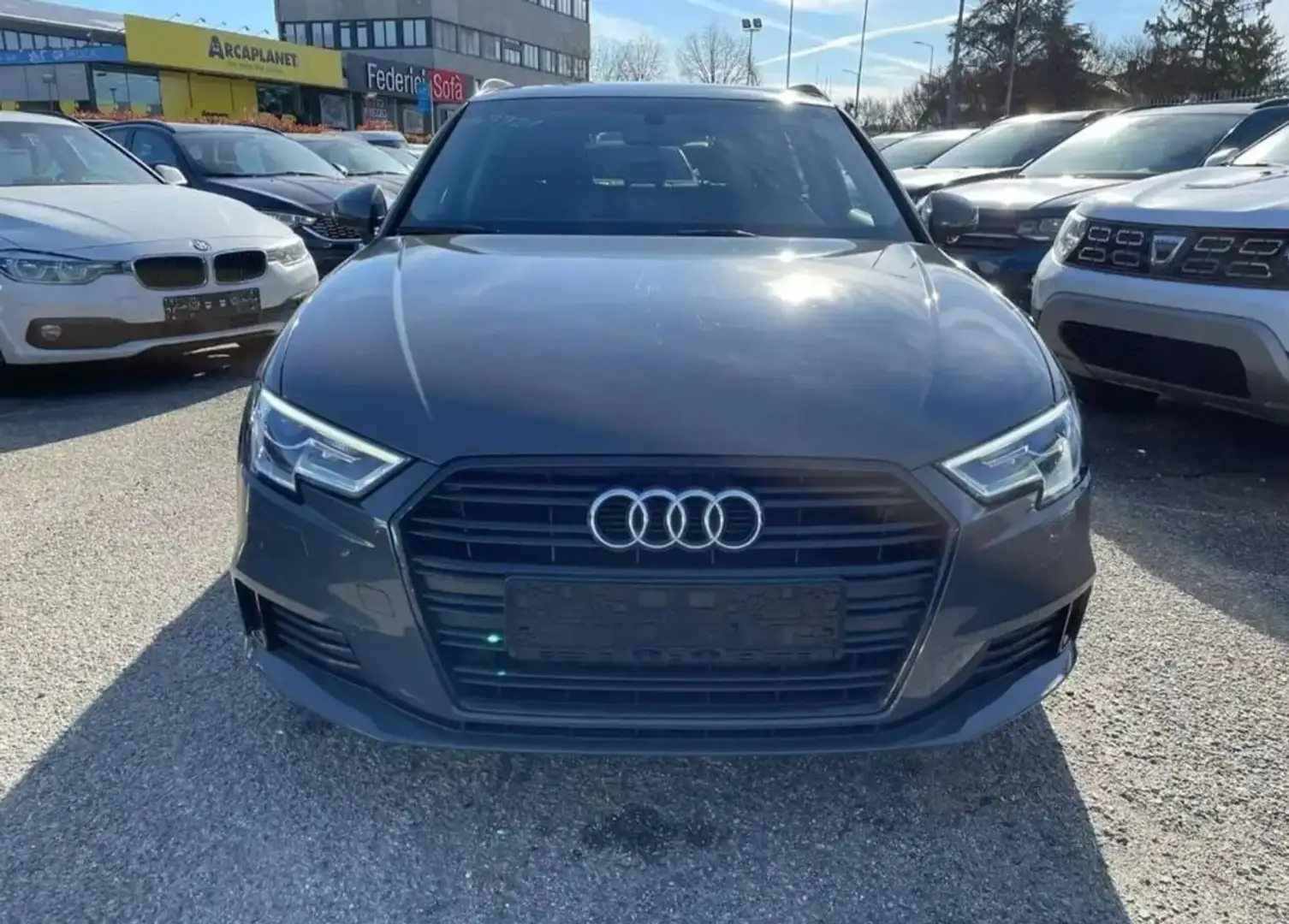 Audi A3 SPB 35 TFSI COD S tronic Sport Grigio - 2