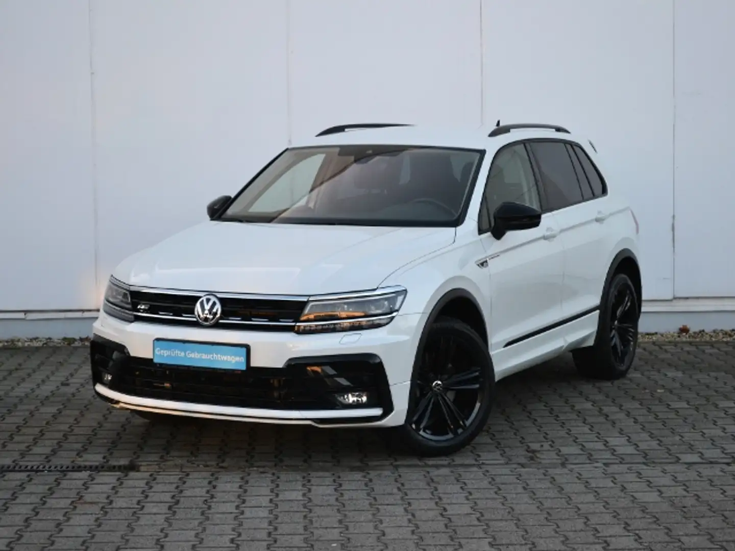 Volkswagen Tiguan 2.0 TDI 240 PS 4M DSG R-Line Black-Style HL/AHK/S Weiß - 2