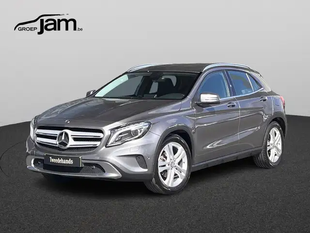 Mercedes-Benz GLA 200 Urban