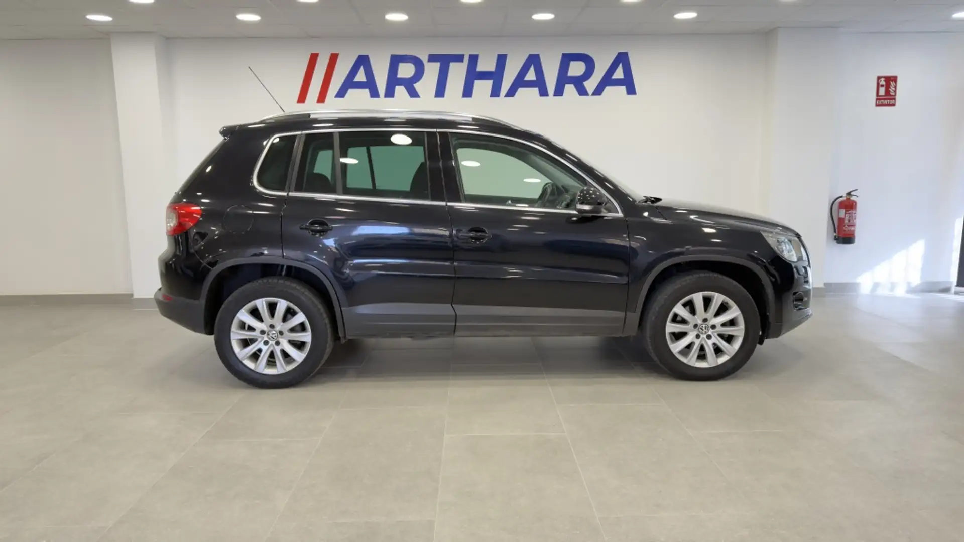 Volkswagen Tiguan 2.0TDI +Motion Negro - 2
