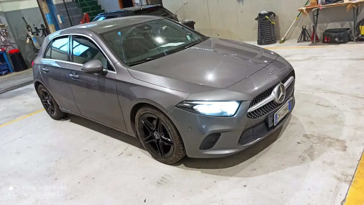 Mercedes-Benz A 180