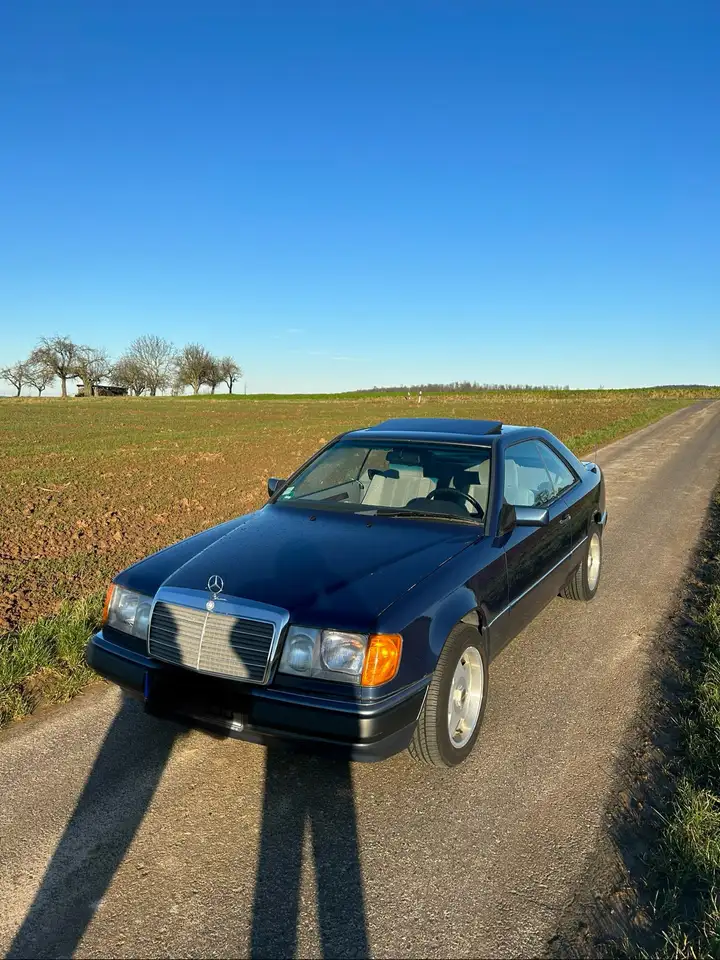 Mercedes-Benz CE 300