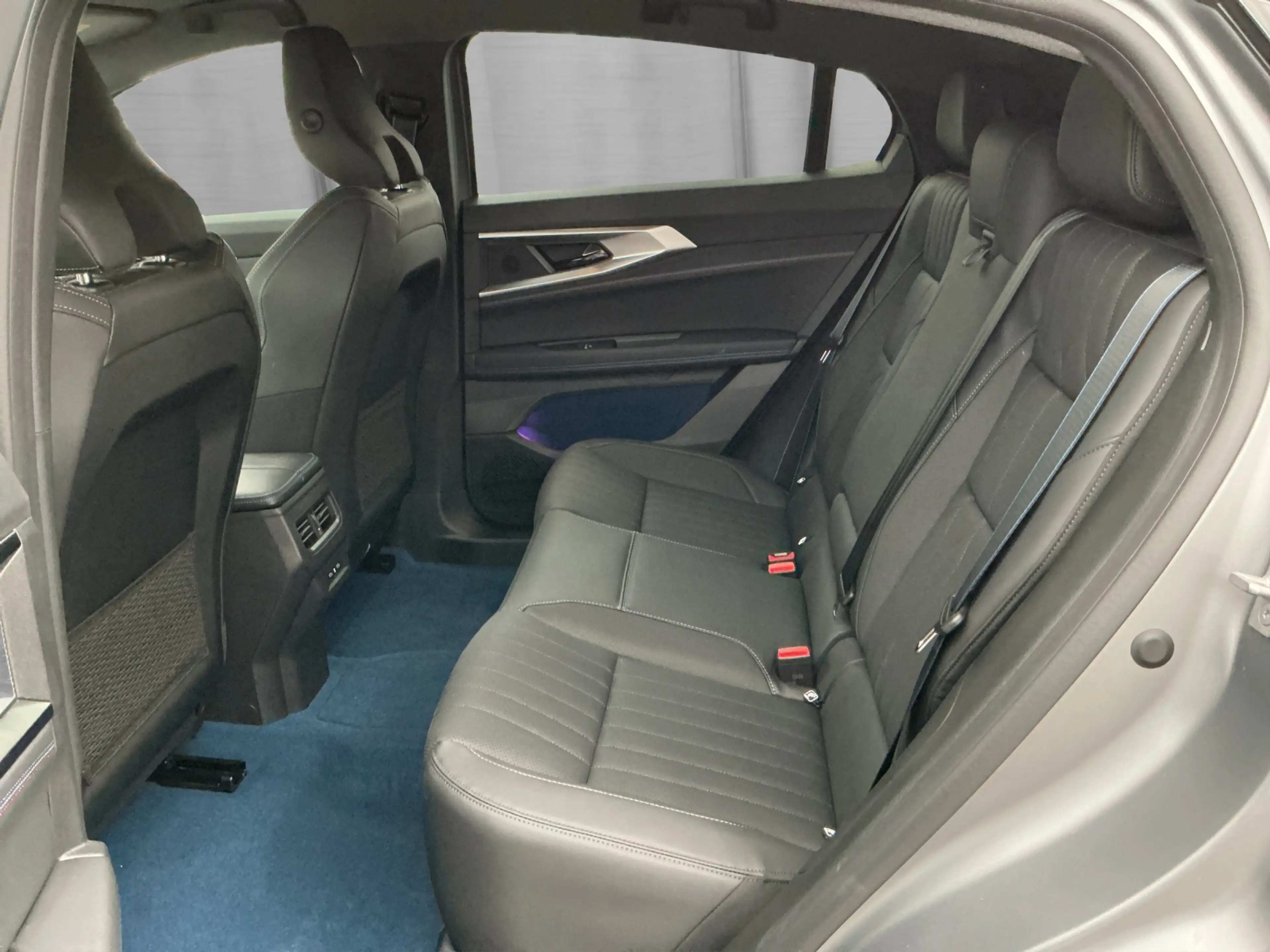 Renault Rafale Esprit Alpine 300 E-Tech Hyper Hybrid 4x4 — photo 14