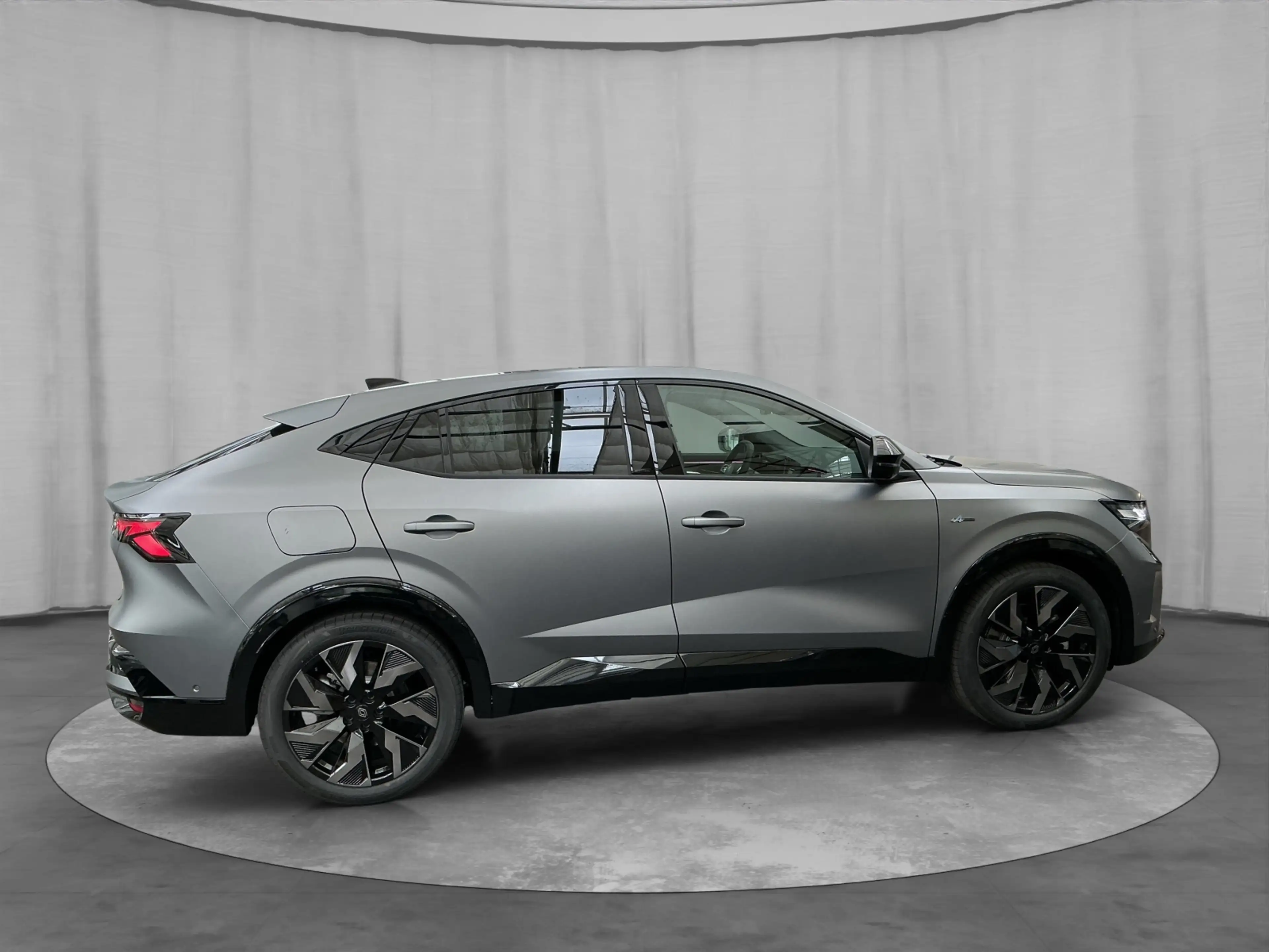 Renault Rafale Esprit Alpine 300 E-Tech Hyper Hybrid 4x4 — photo 6