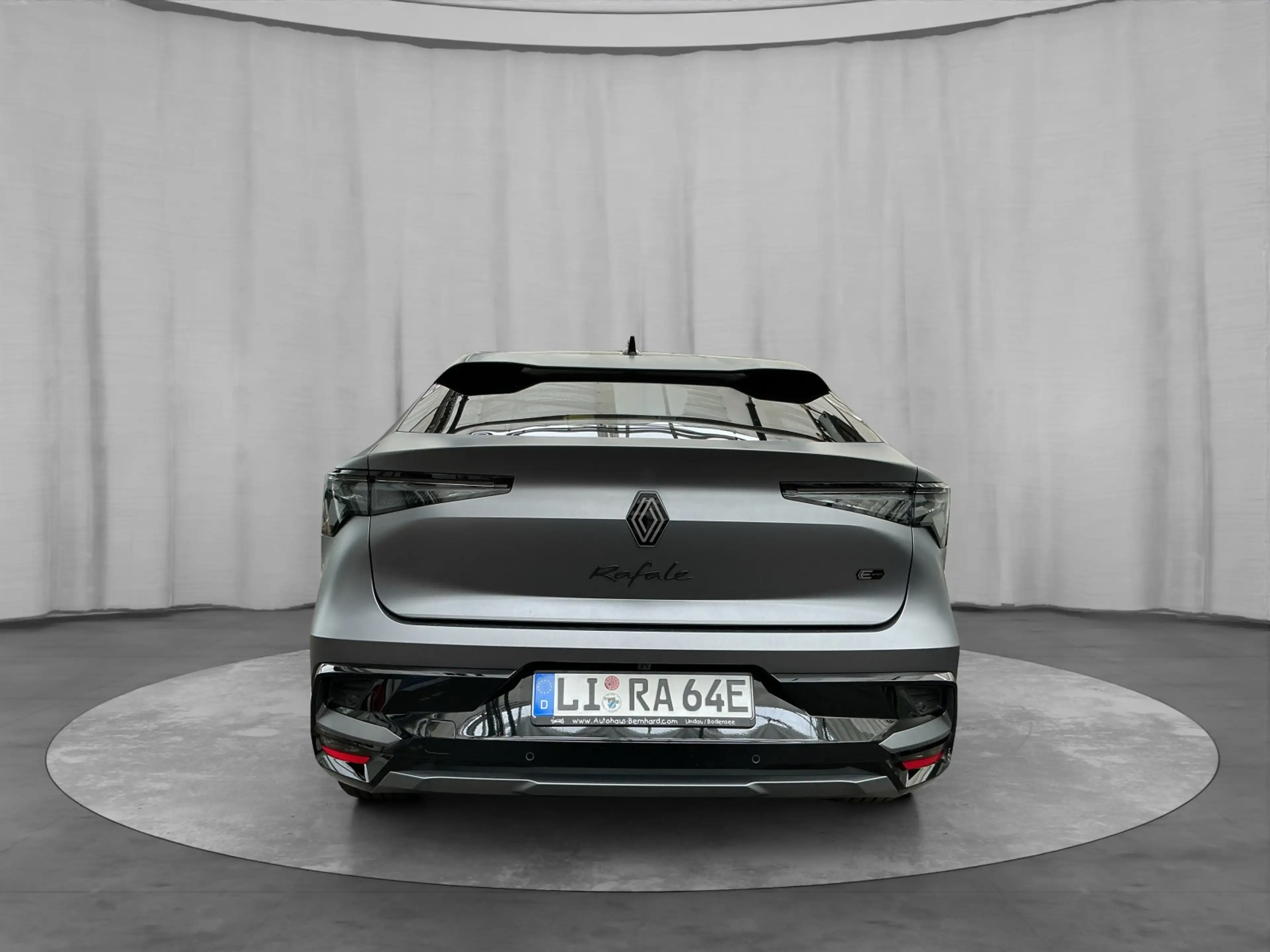 Renault Rafale Esprit Alpine 300 E-Tech Hyper Hybrid 4x4 — photo 3