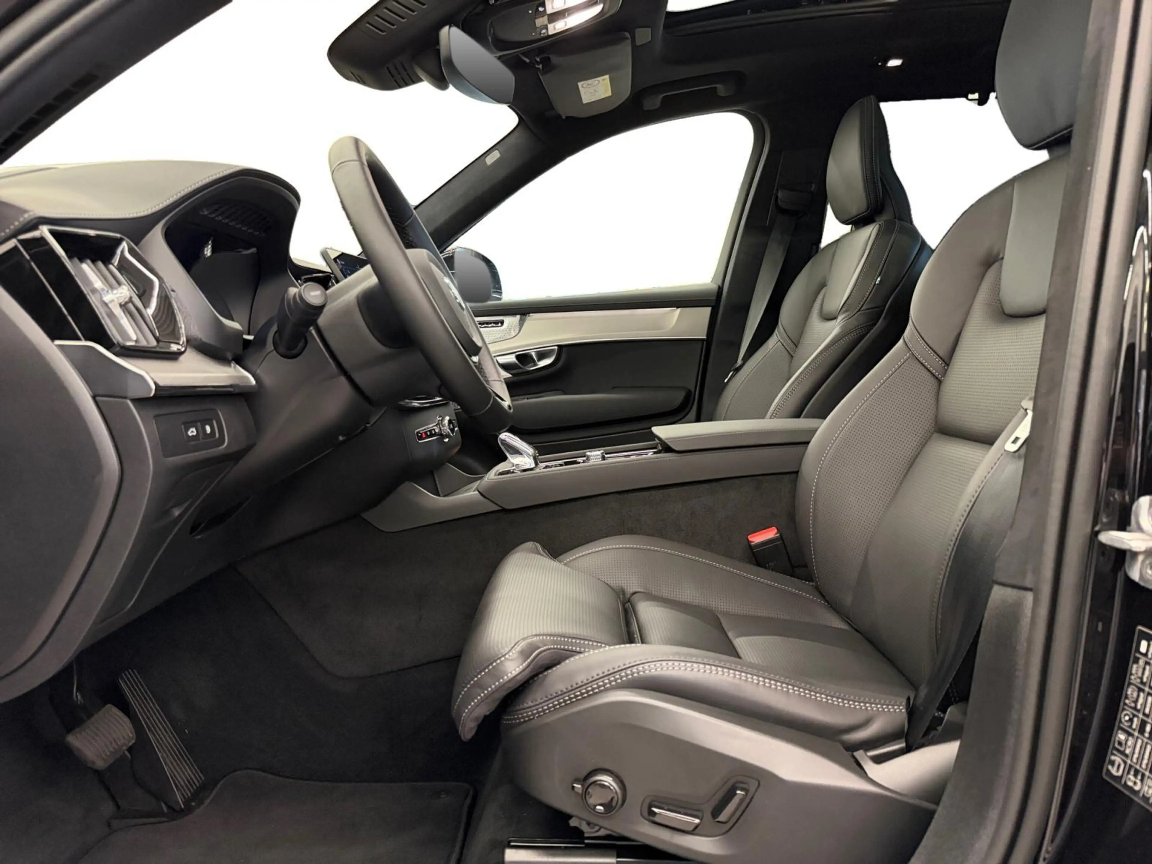 Volvo XC90 T8 Plug-in hybrid AWD Ultra Black Edition | Full o — photo 12