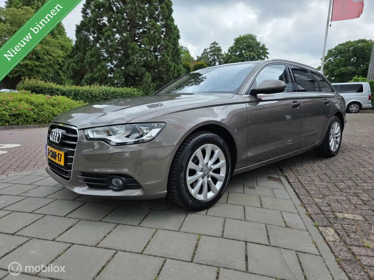 Audi A6 Avant 2.0 TDI Pro Line Business Automaat NAP Gris - 2