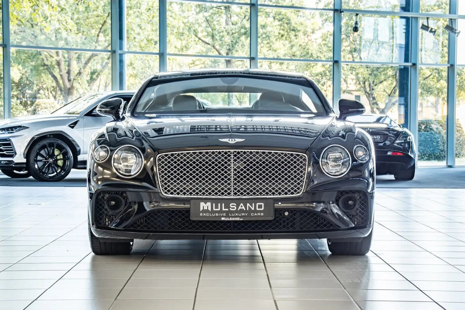 Bentley Continental GT Mulliner 22" ROTAT TOURI SERVICE Fekete - 2