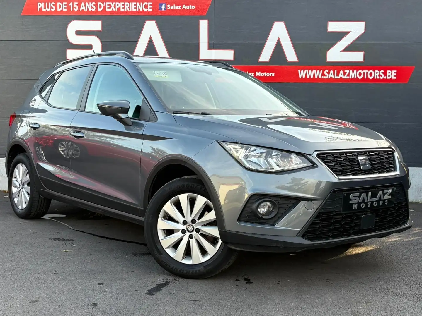 SEAT Arona Arona 1.0 TSI /GARANTIE/CARPLAY/ESSENCE/EURO6B Gris - 1