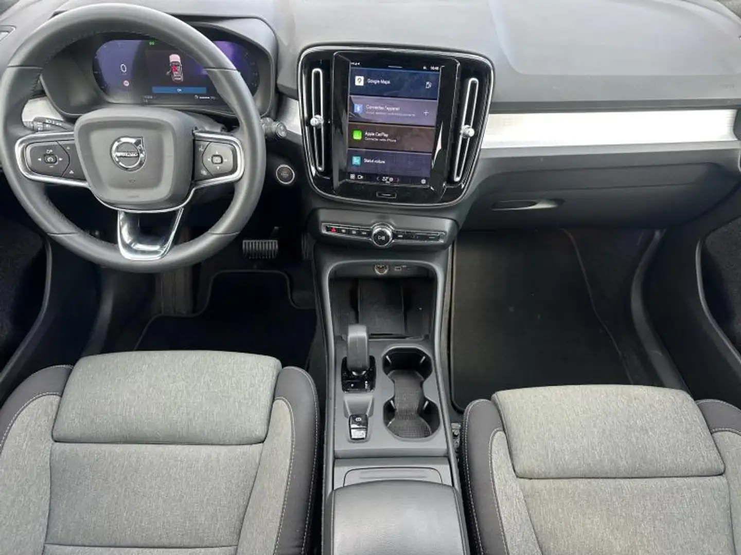 Volvo XC40 B3 Core / Essence Gris - 2