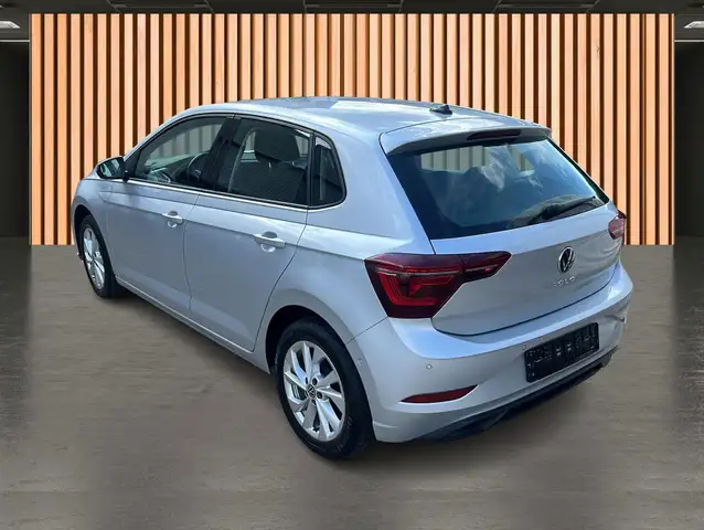 Volkswagen Polo view 26