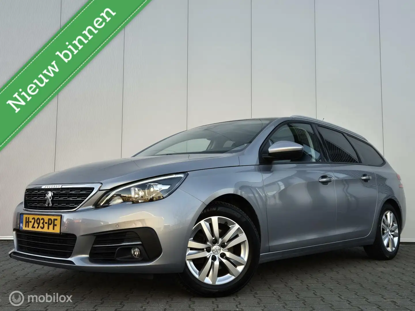 Peugeot 308 SW 1.2 PURETECH EXECUTIVE/PANO/TREKHAAK/LED/CARPLA Grijs - 1