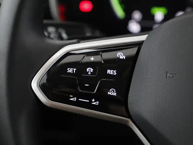 Volkswagen Touareg Elegance eHybrid TSI 4MOTION Ansicht 17