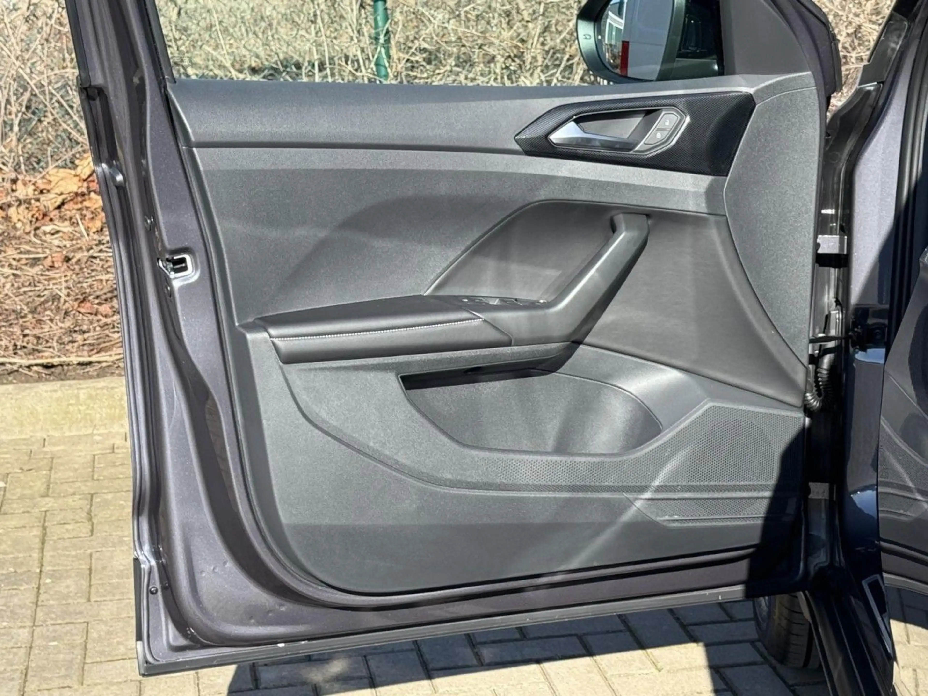 Volkswagen T-Cross ENERGY 1.0 l TSI DSG AHK, KAMERA, APP — photo 11