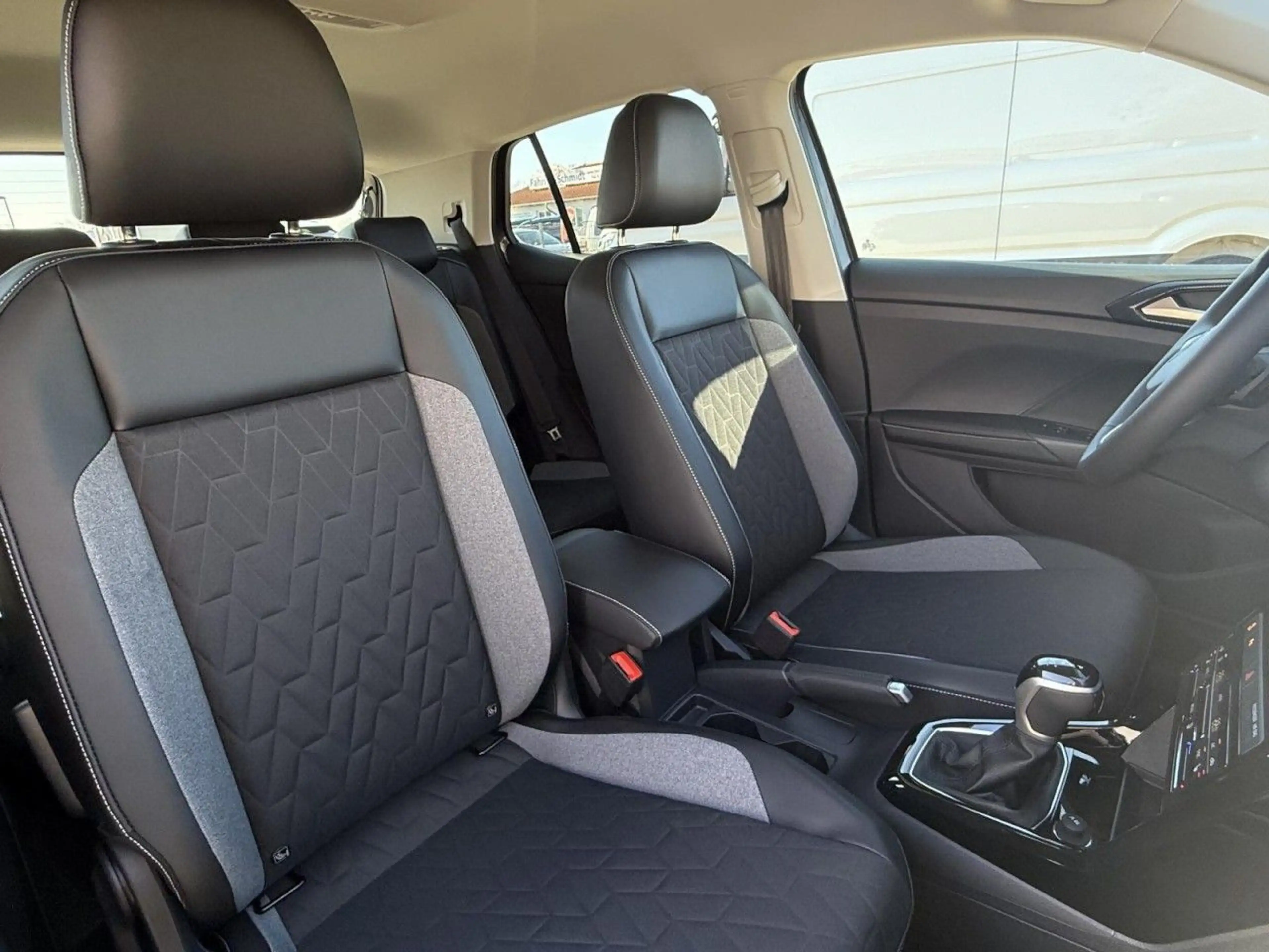 Volkswagen T-Cross ENERGY 1.0 l TSI DSG AHK, KAMERA, APP — photo 8