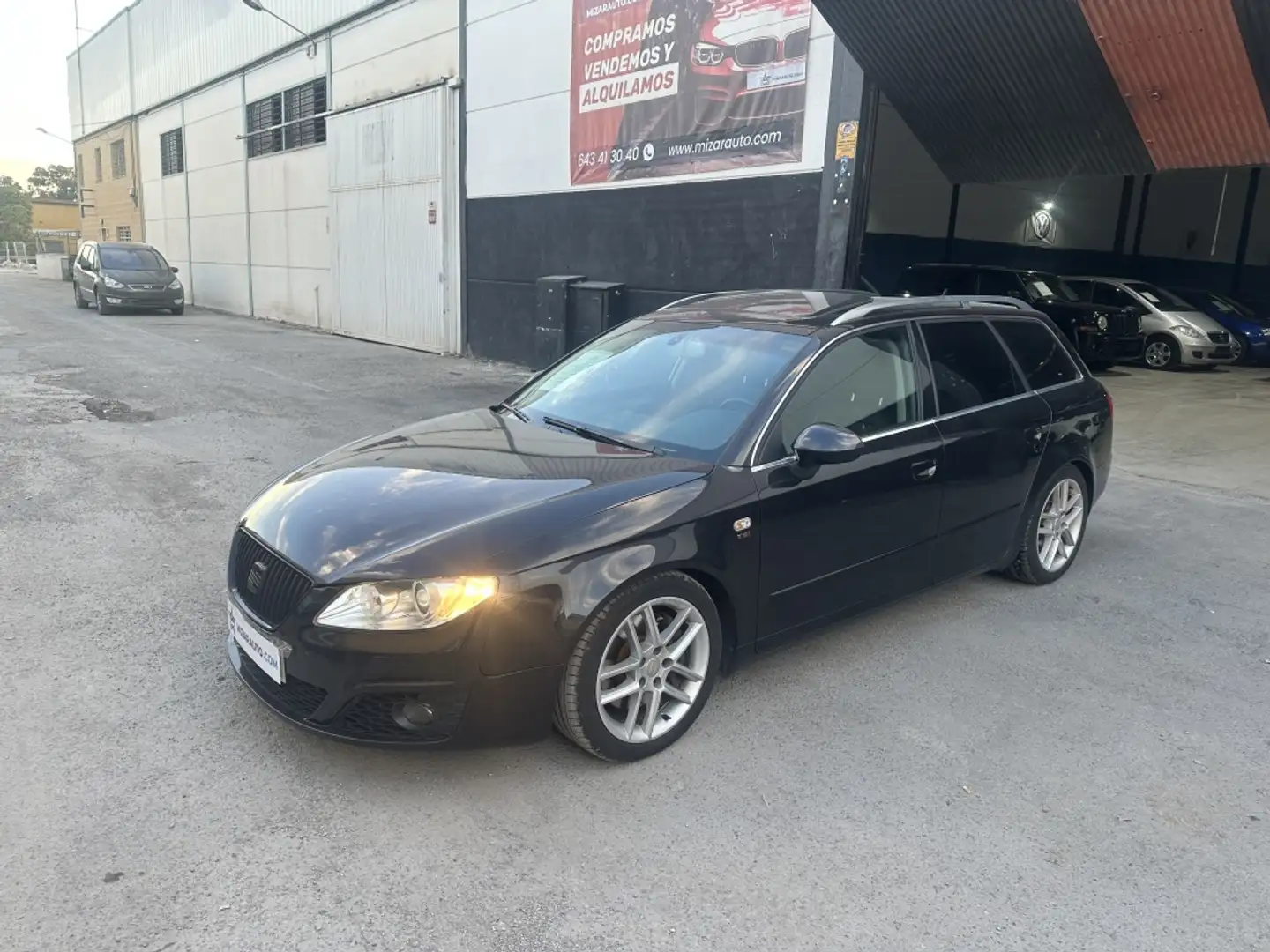 SEAT Exeo ST 2.0 TSI Sport 210 Negro - 1
