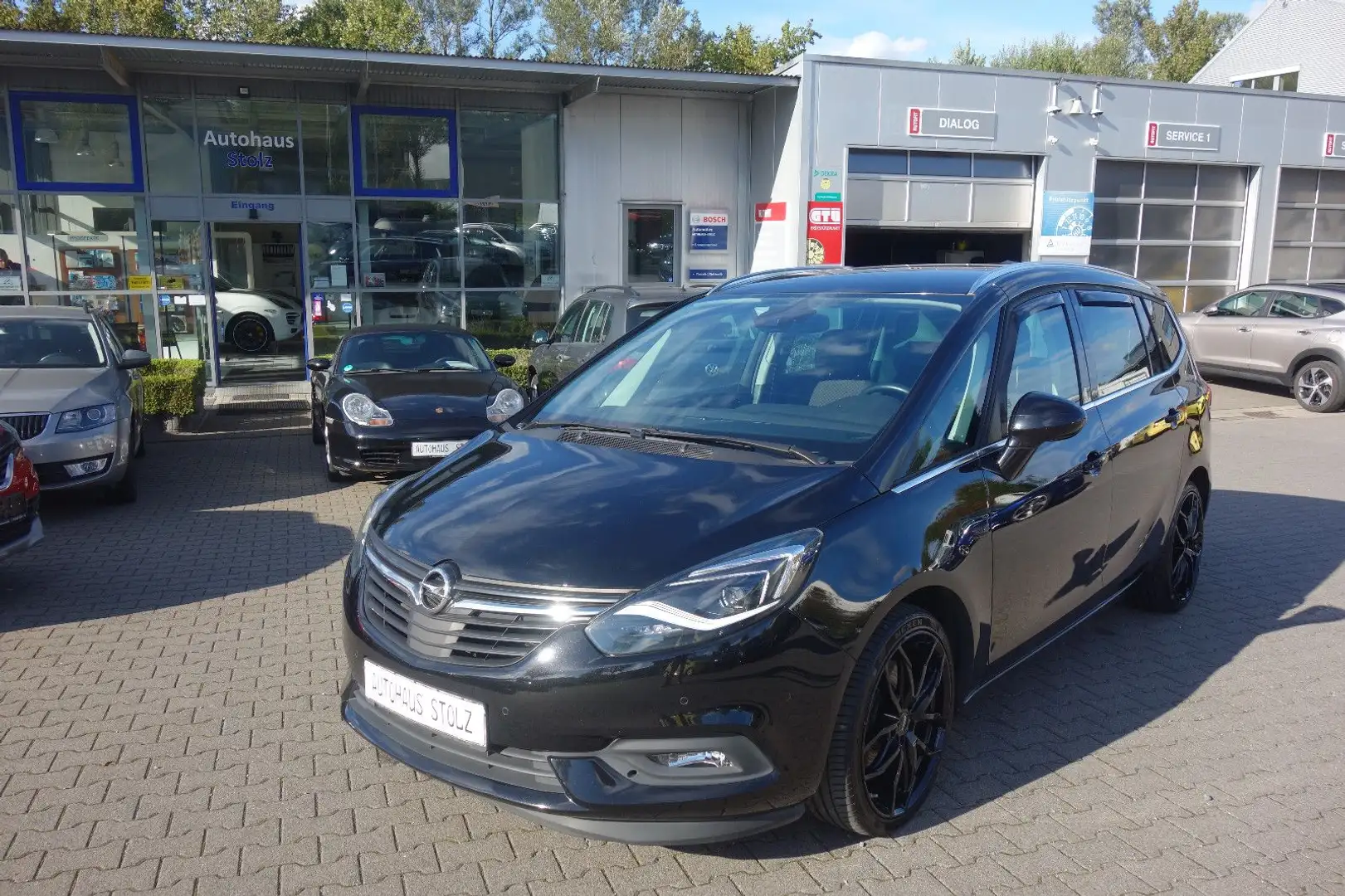 Opel Zafira Tourer C Innovation Noir - 1