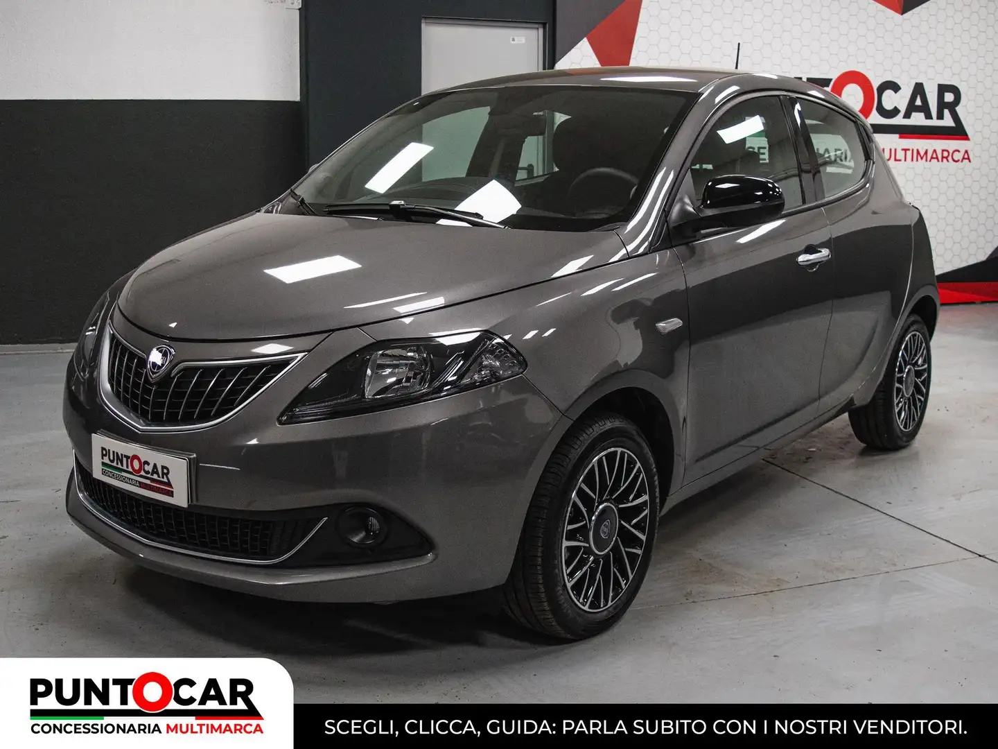 Lancia Ypsilon 1.0 FireFly 5 porte S&S Hybrid Platino PROMO FLEX Grigio - 1