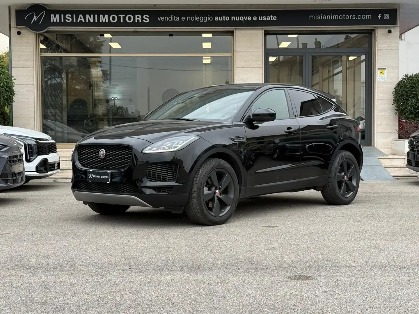 Jaguar E-Pace E-Pace 2.0D 150 CV AWD auto R-Dynamic HSE Nero - 1