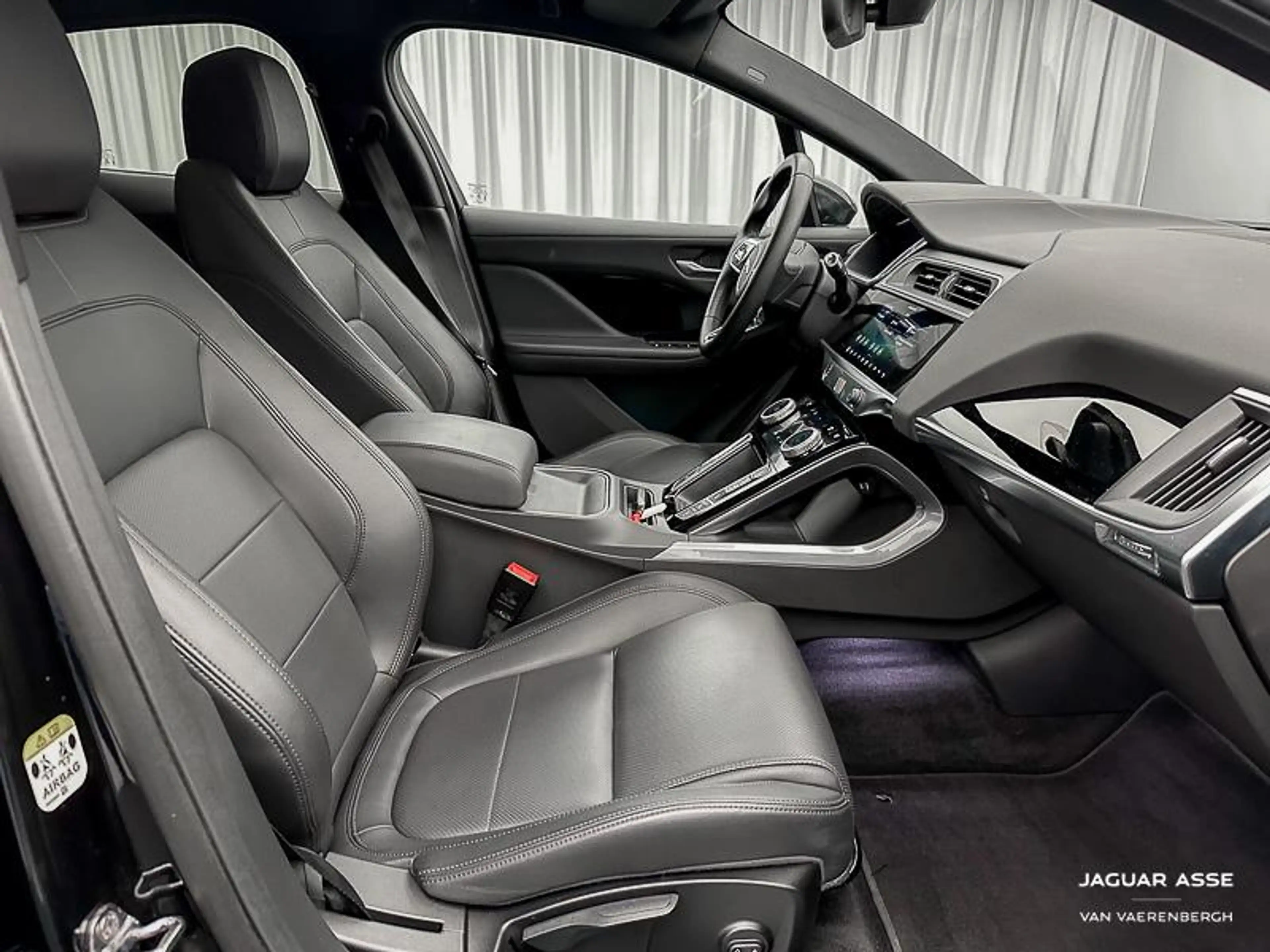 Jaguar I-Pace EV400 S LUCHTVERING — photo 3