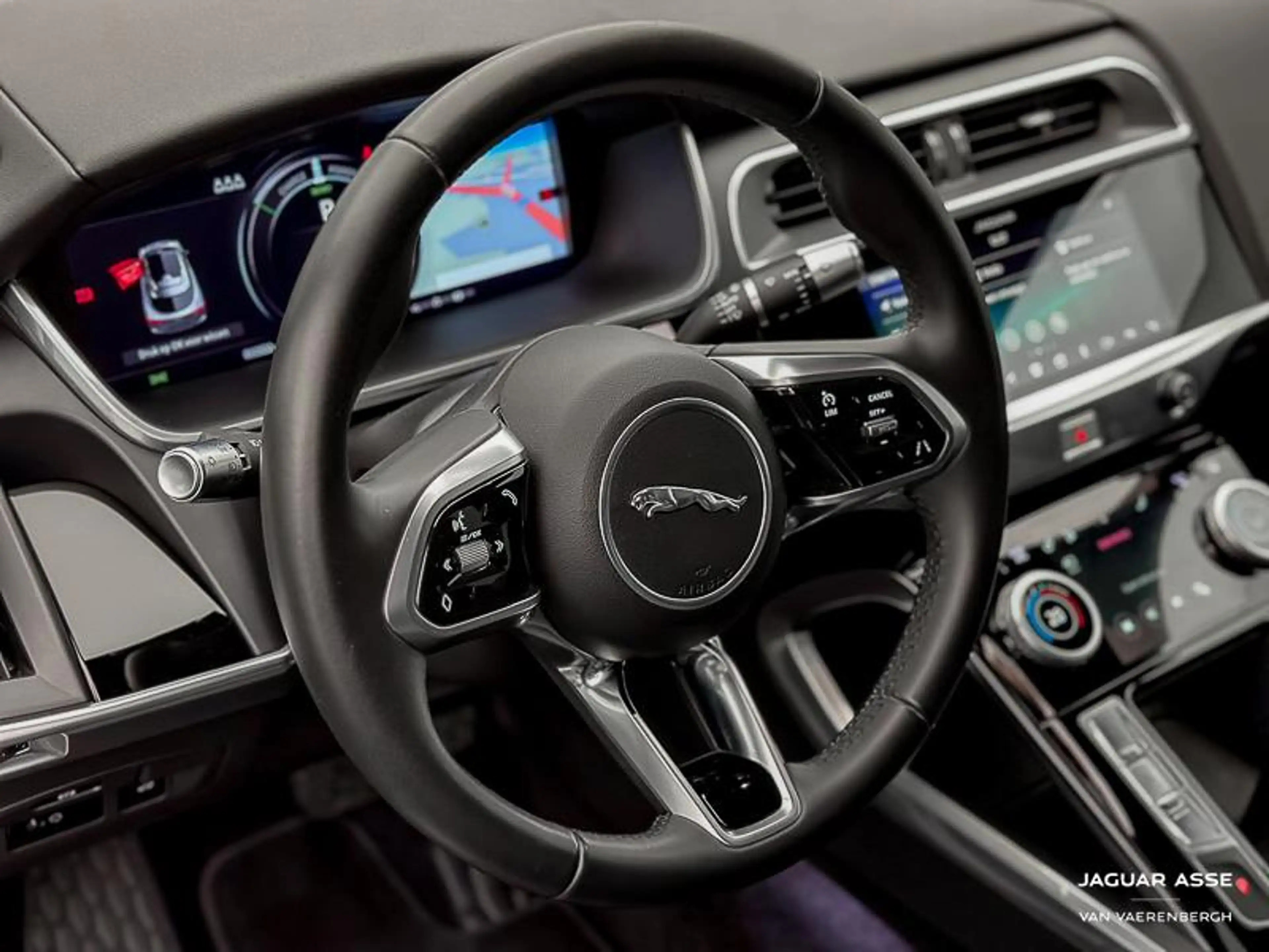 Jaguar I-Pace EV400 S LUCHTVERING — photo 12