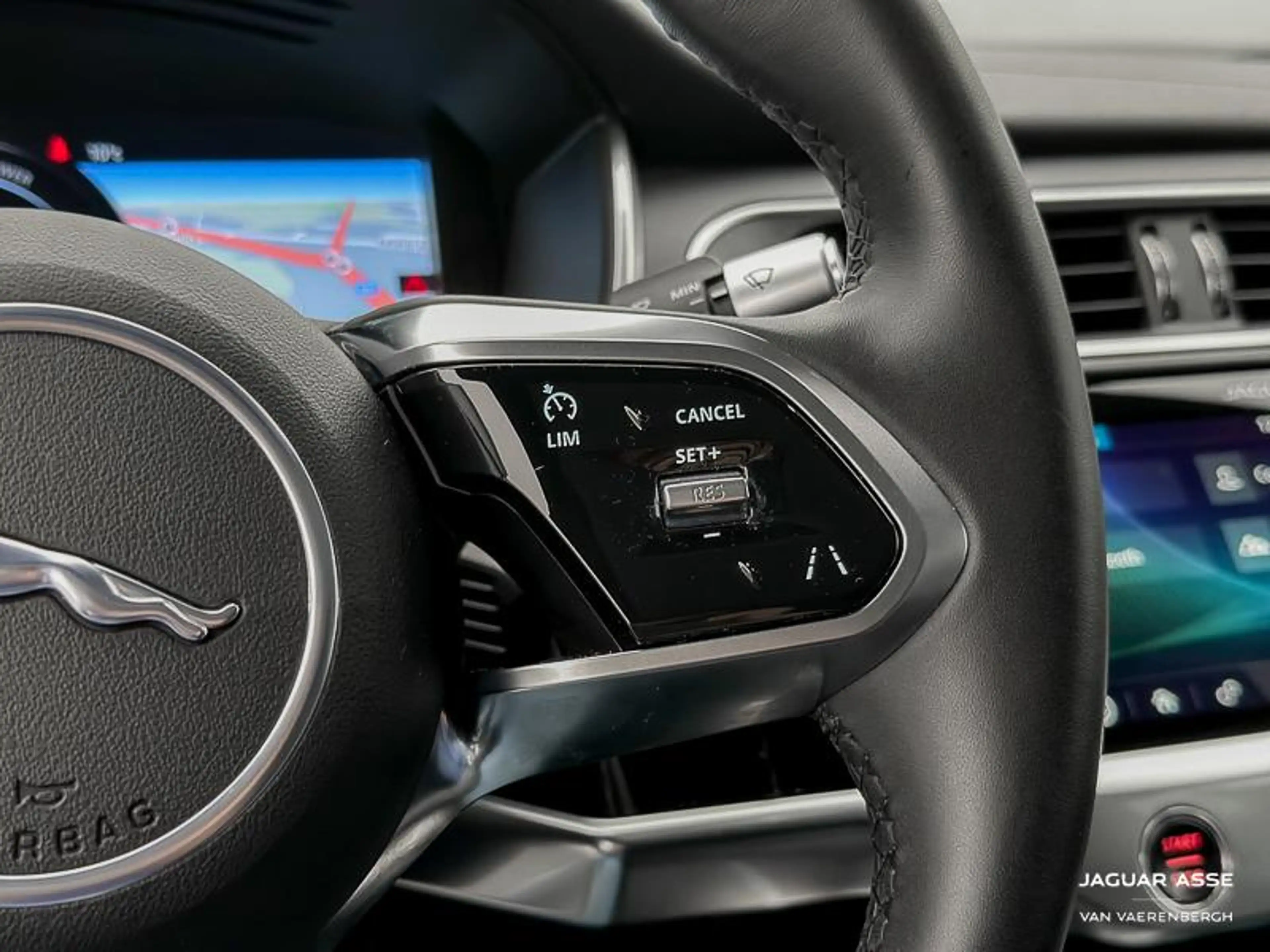 Jaguar I-Pace EV400 S LUCHTVERING — photo 13