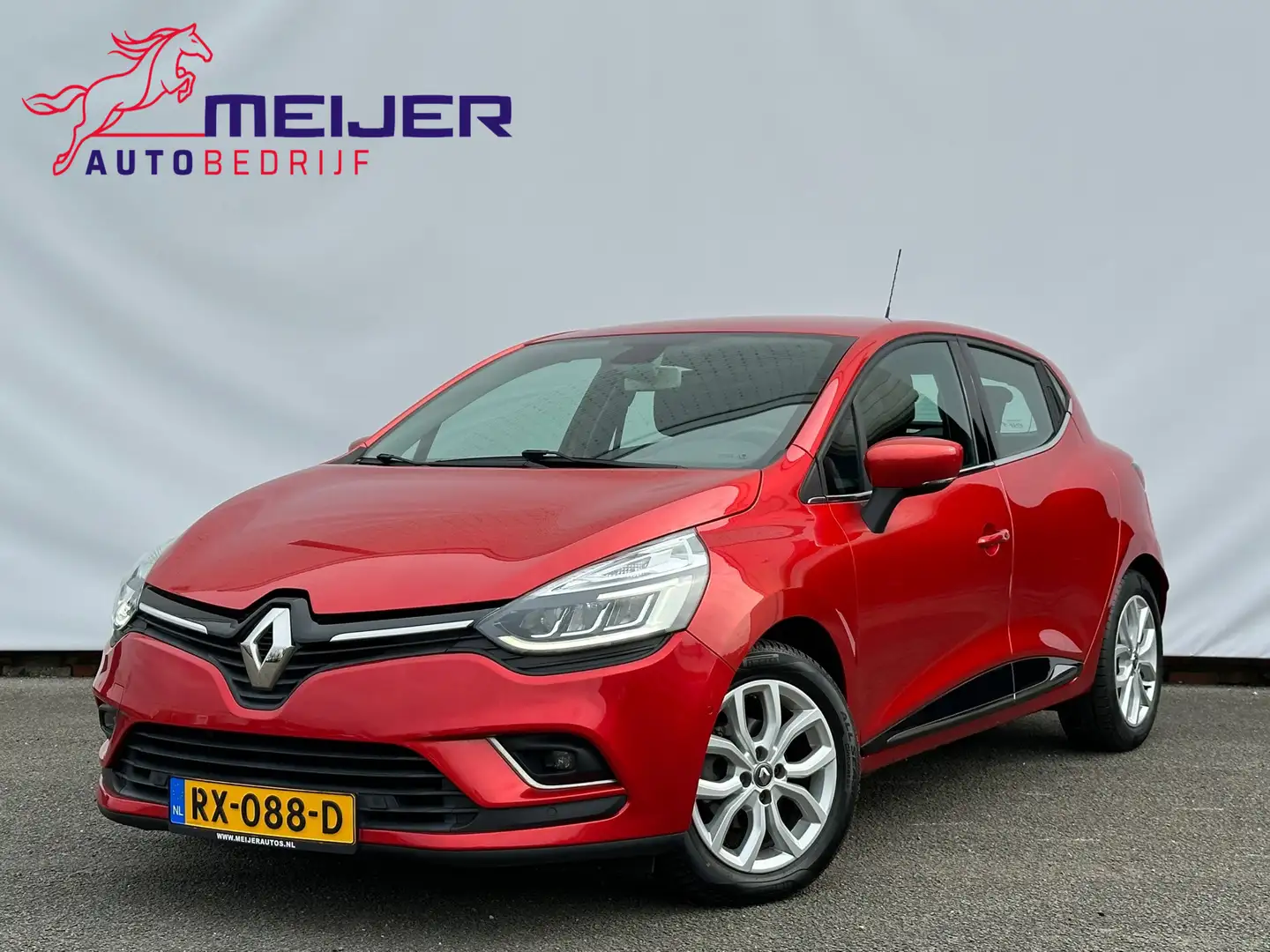 Renault Clio 0.9 TCe Intens Navigatie | Clima | Cruise | Sportv Red - 1