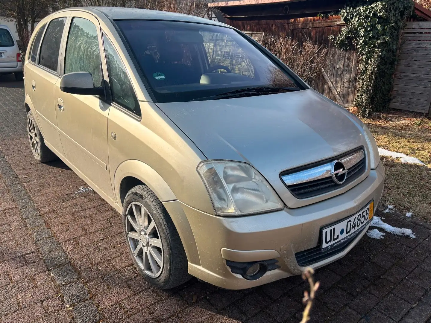 Opel Meriva Edition Silber - 1