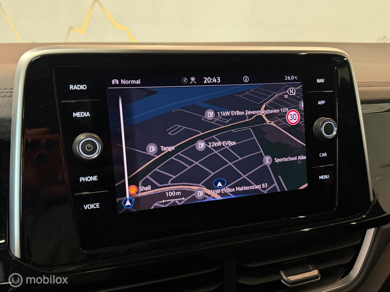 Volkswagen T-Roc 1.5 TSI 3x R-Line Panorama/Black Style/Trekhaak — photo 38