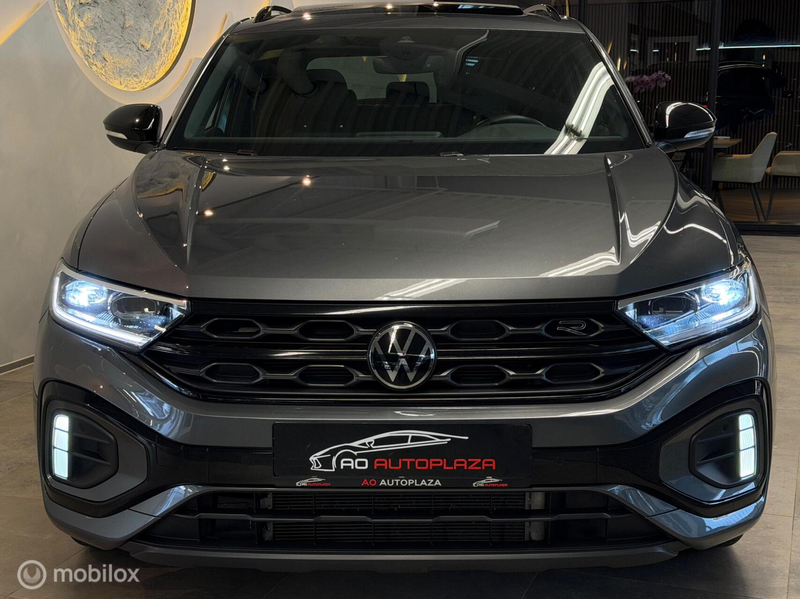 Volkswagen T-Roc 1.5 TSI 3x R-Line Panorama/Black Style/Trekhaak — photo 9
