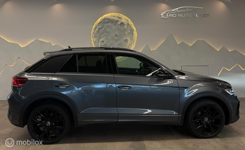 Volkswagen T-Roc 1.5 TSI 3x R-Line Panorama/Black Style/Trekhaak — photo 12