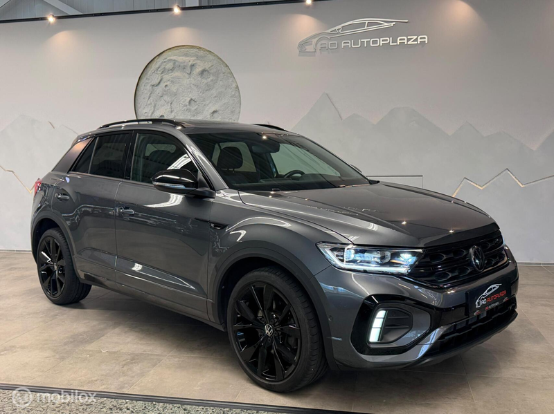 Volkswagen T-Roc 1.5 TSI 3x R-Line Panorama/Black Style/Trekhaak — photo 6