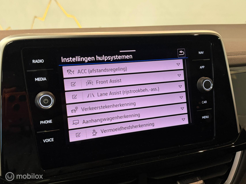 Volkswagen T-Roc 1.5 TSI 3x R-Line Panorama/Black Style/Trekhaak — photo 37