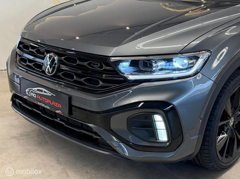 Volkswagen T-Roc 1.5 TSI 3x R-Line Panorama/Black Style/Trekhaak — photo 13