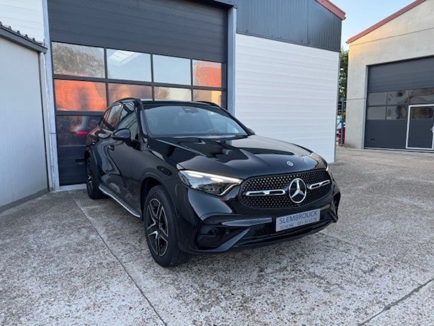 Mercedes-Benz GLC 300 AMG night -trekhaak -360 camera -dystronic -memory Zwart - 2