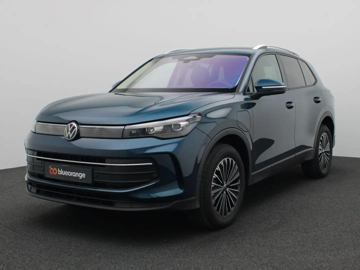 Volkswagen Tiguan 1.5 eHybrid Life Edition 204PK DSG trekhaak, verwa Blauw - 2
