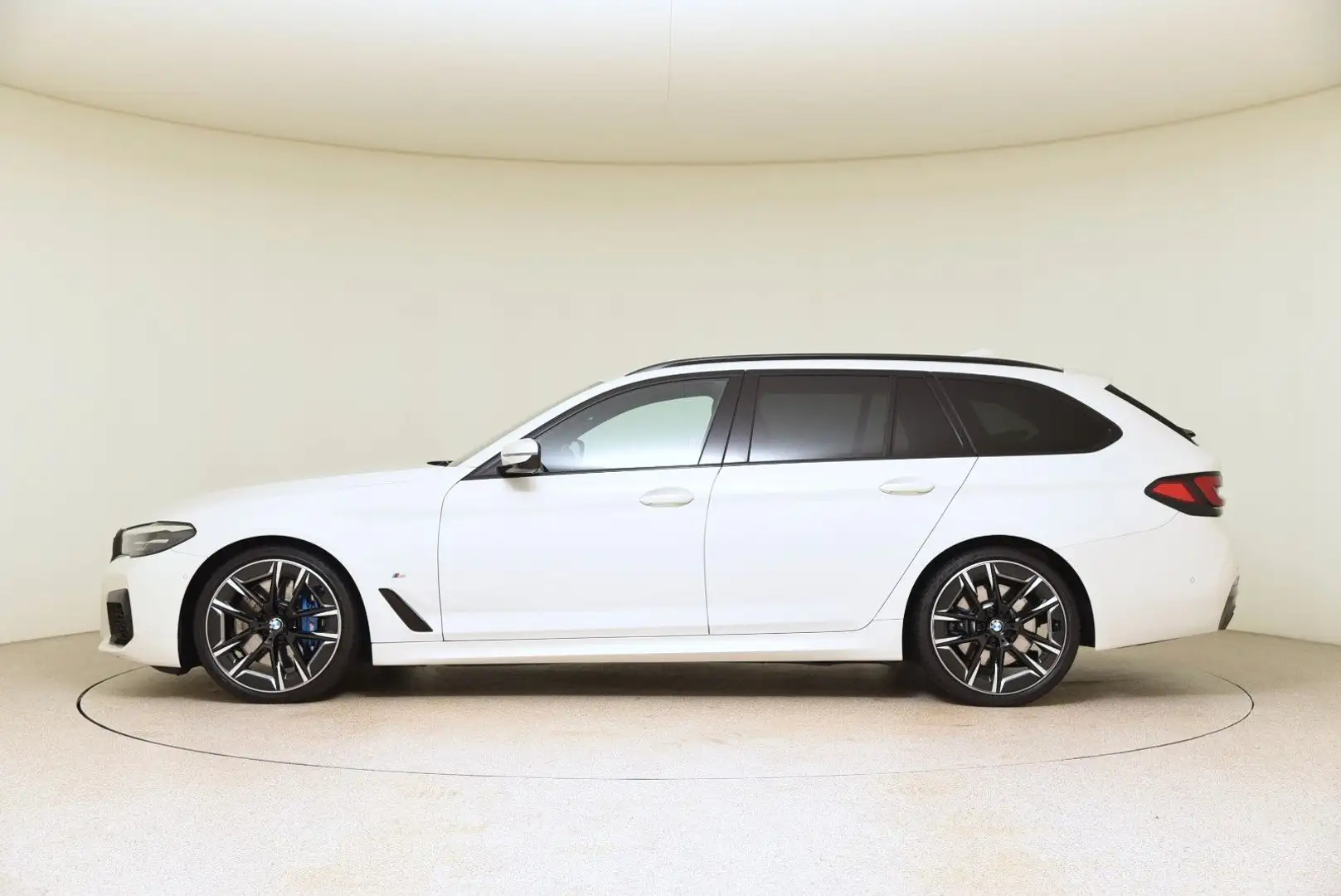 BMW 530 d xDrive Touring M Sport HiFi ACC ParkAss LED Blanc - 2