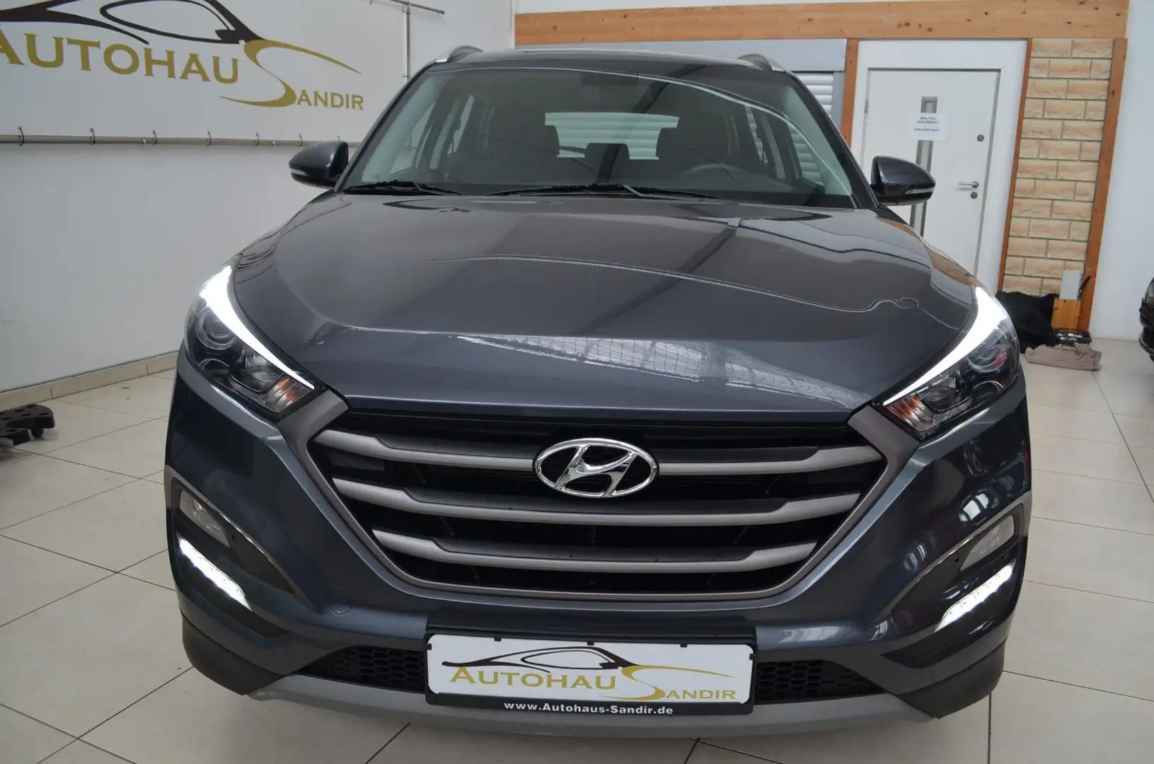 Hyundai TUCSON blue Trend 2WD ~ Navi~MFL~Cam~PDC Grigio - 2