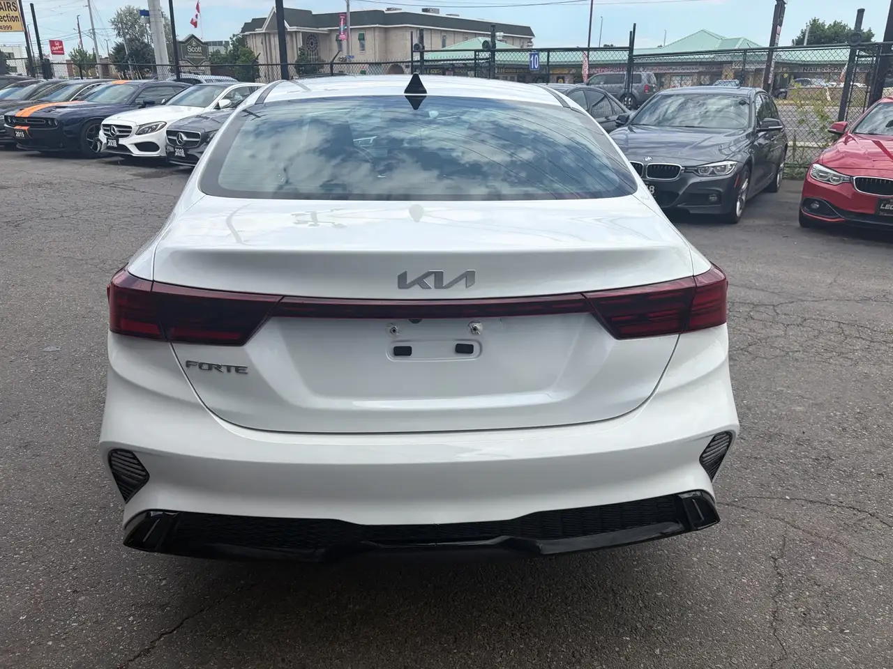 Kia Forte снимка Kia Forte