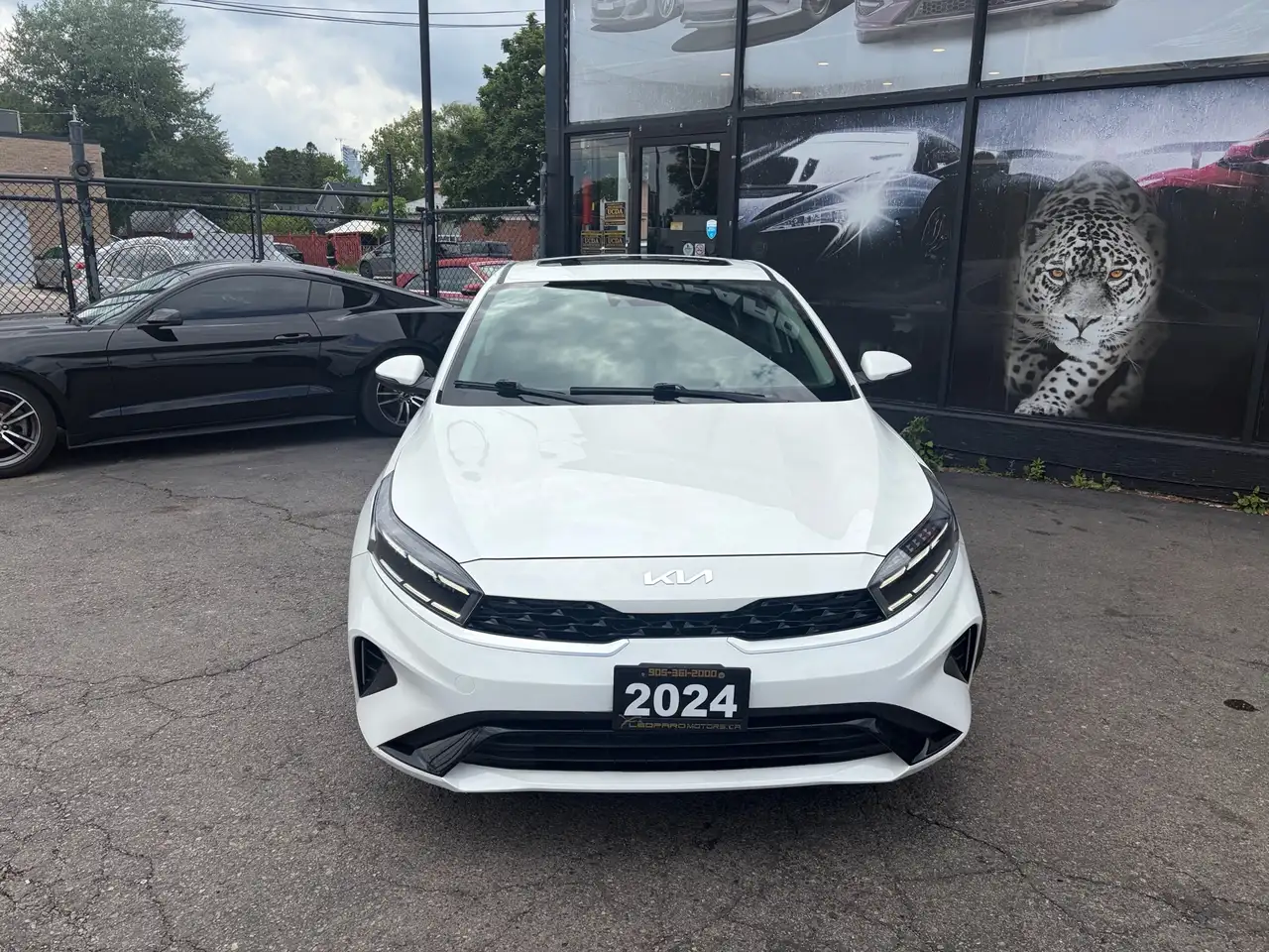 Kia Forte снимка Kia Forte