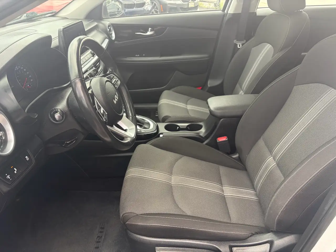 Kia Forte снимка Kia Forte