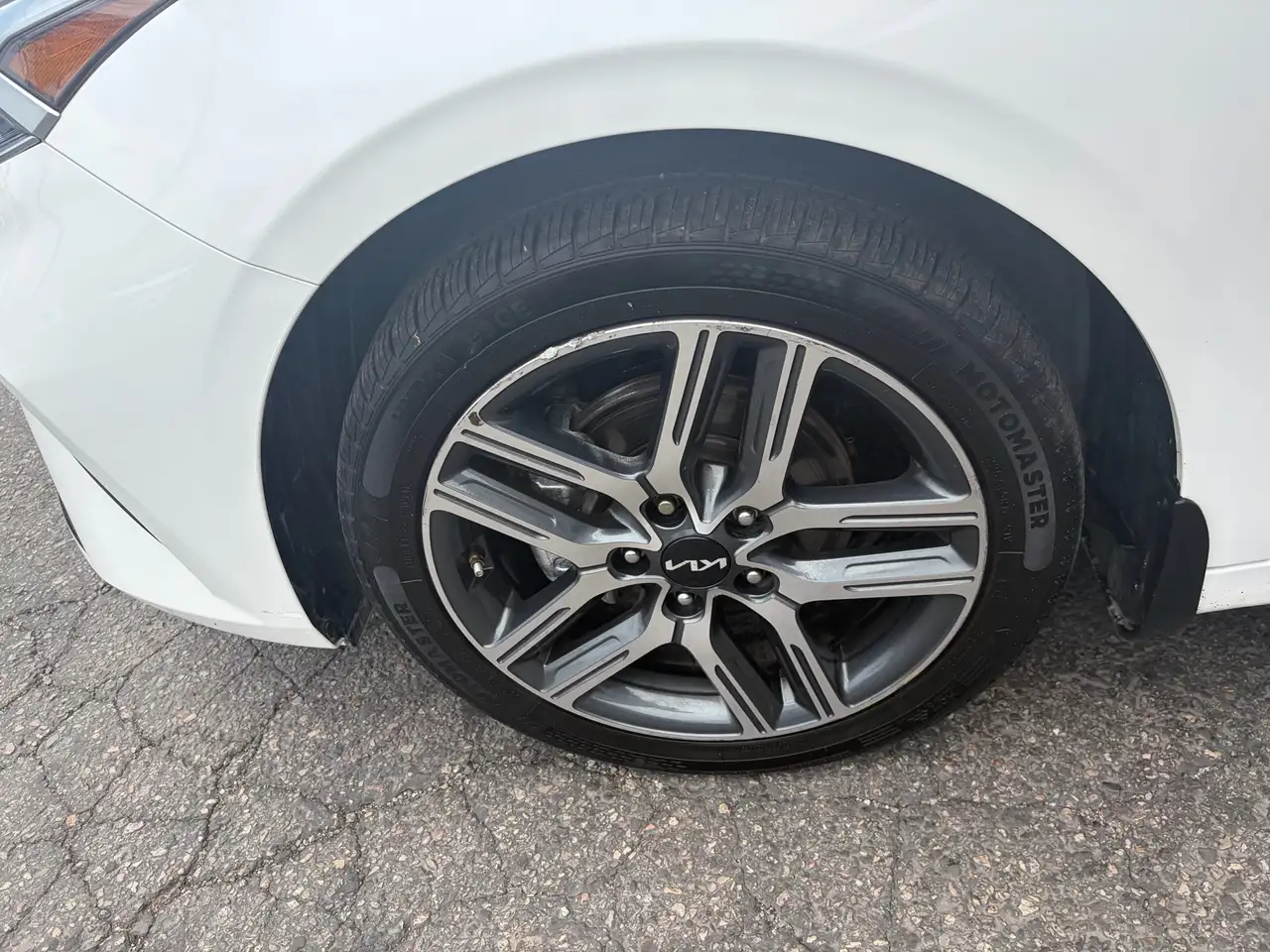 Kia Forte снимка Kia Forte